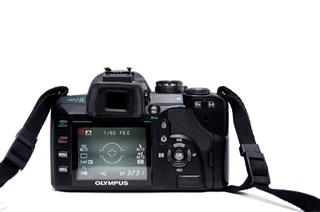 Olympus E-510 DSLR Camera 10MP 2x Lens Bundle 14-42mm 40-150mm >